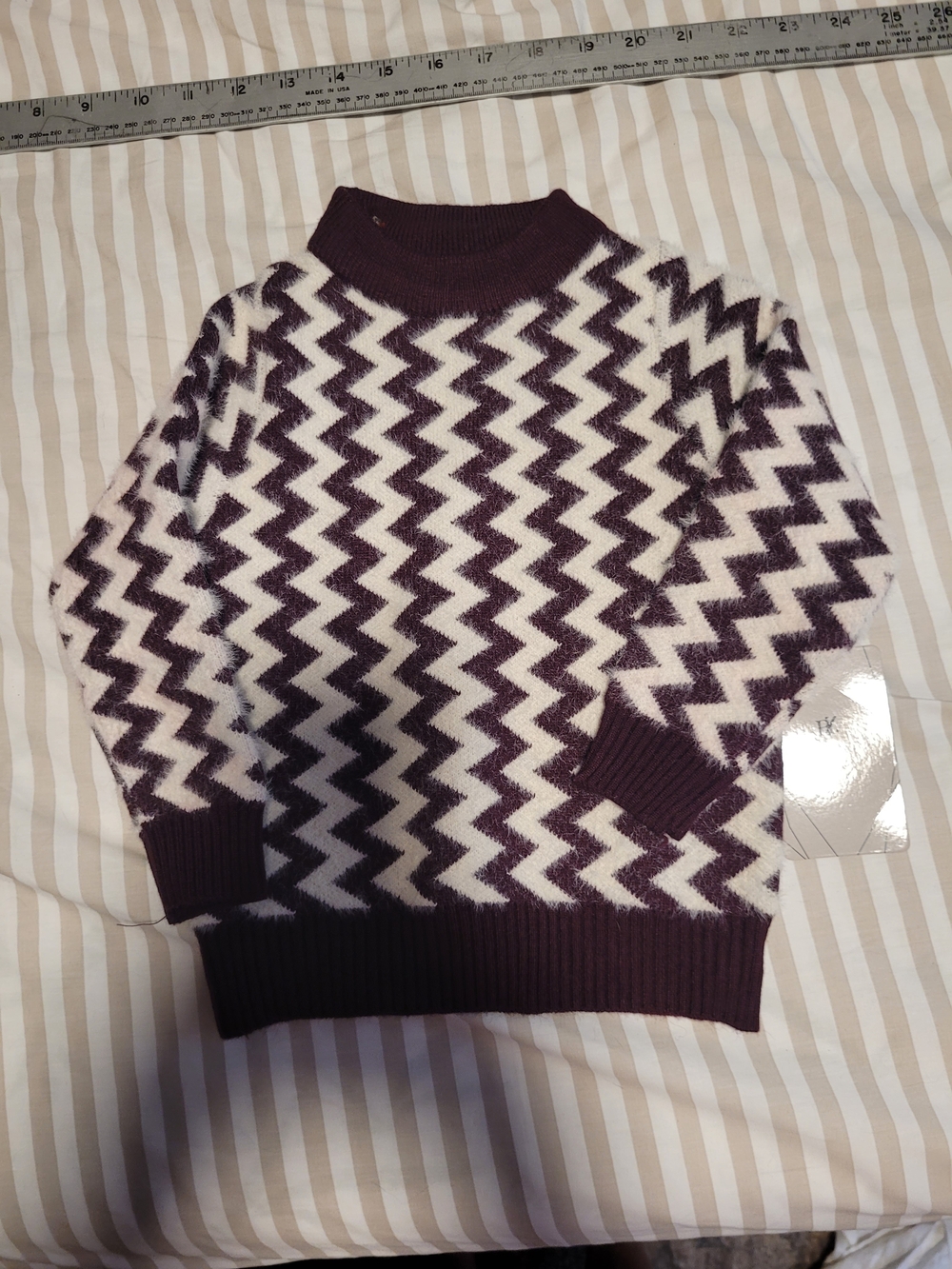 Boys Chevron Zigzag Knit Sweater in Maroon & White
